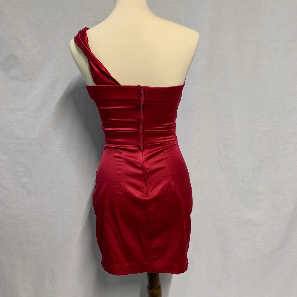 Homecoming dress - Picture 3 of 8